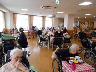 食堂・フロア風景